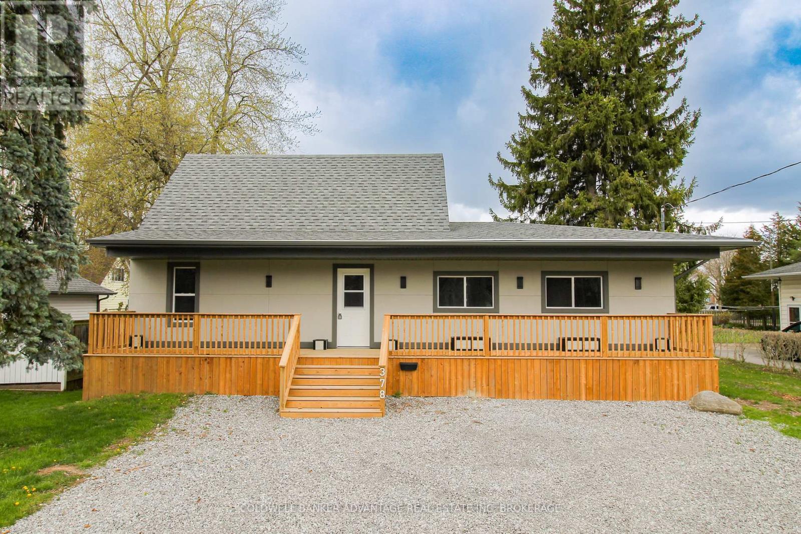 378 Thorold Road, Welland, Ontario  L3C 3W6 - Photo 1 - X13202060