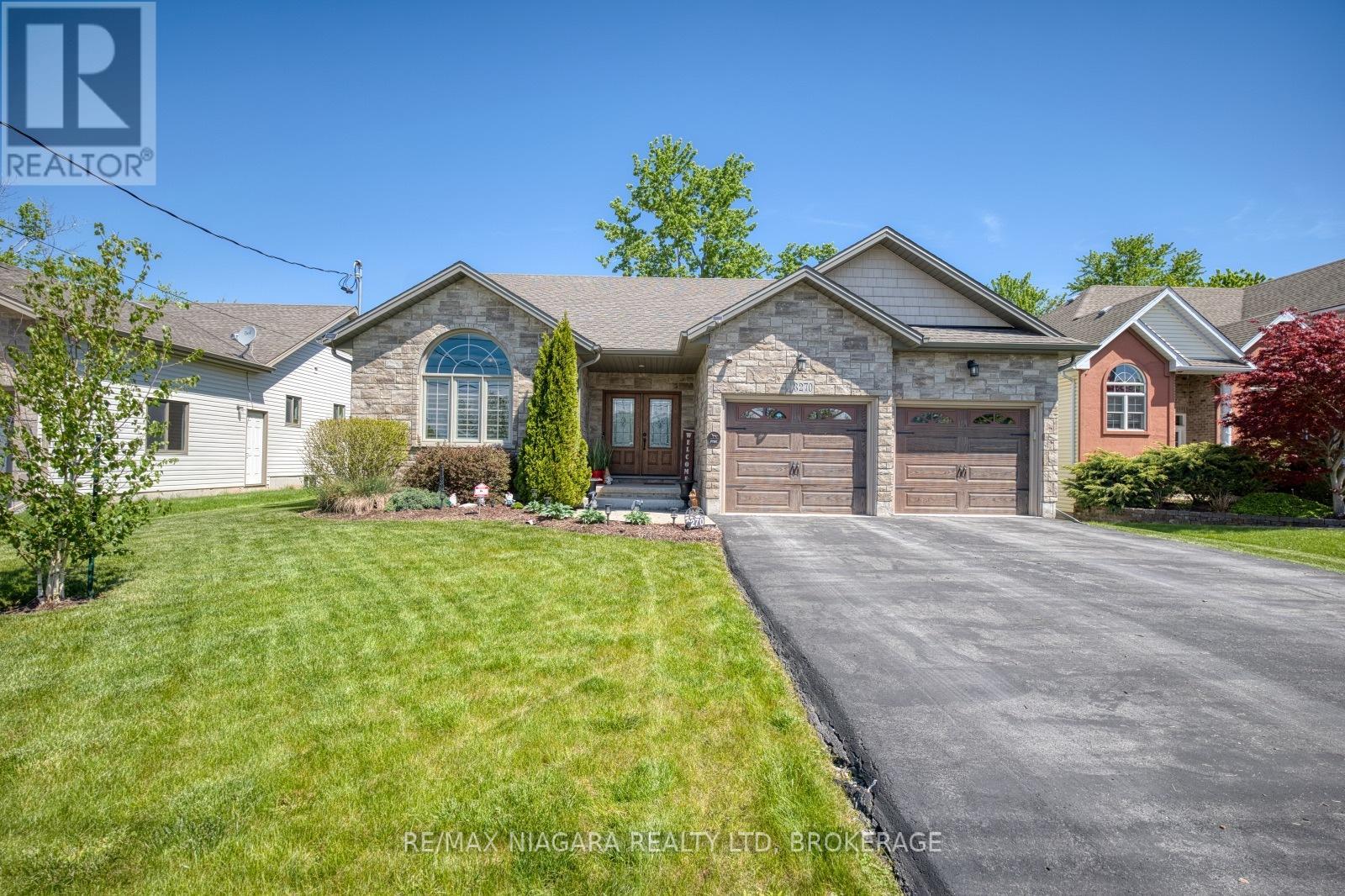 3270 Thunder Bay Road, Fort Erie, Ontario  L0S 1N0 - Photo 2 - X13204460