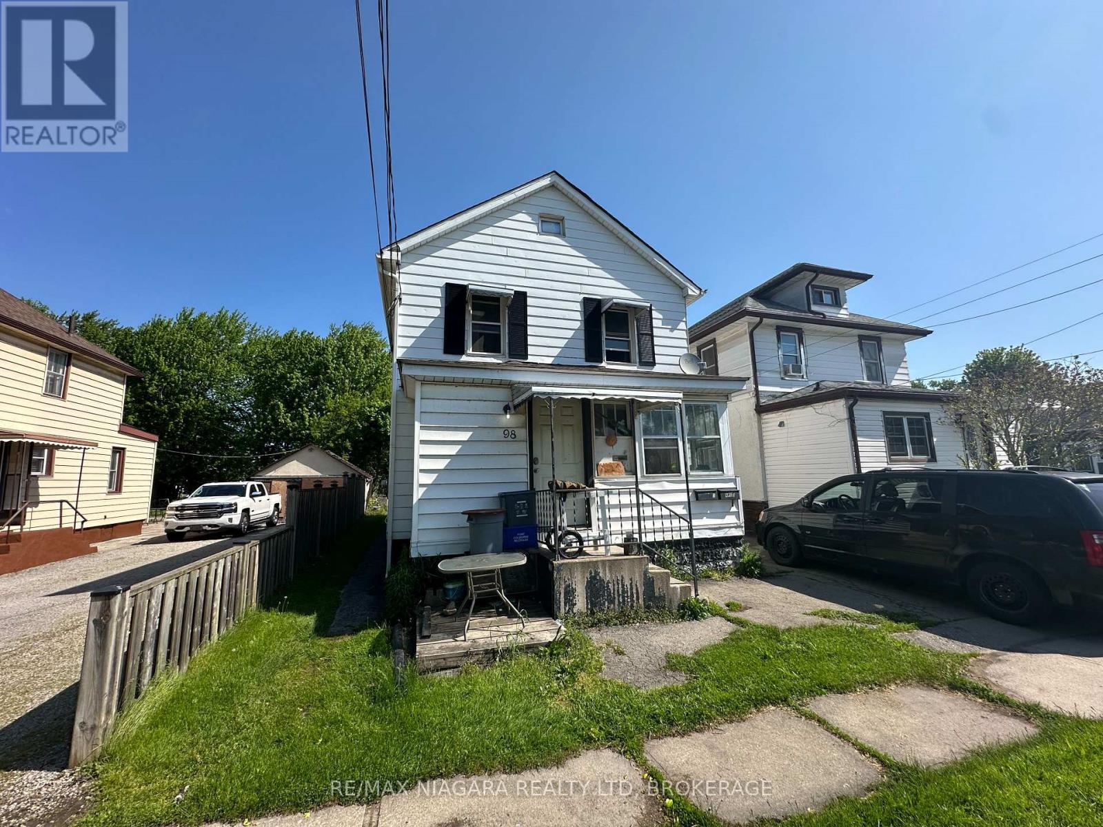 98 St Arnaud Street, Port Colborne, Ontario  L3K 1M1 - Photo 2 - X13205384