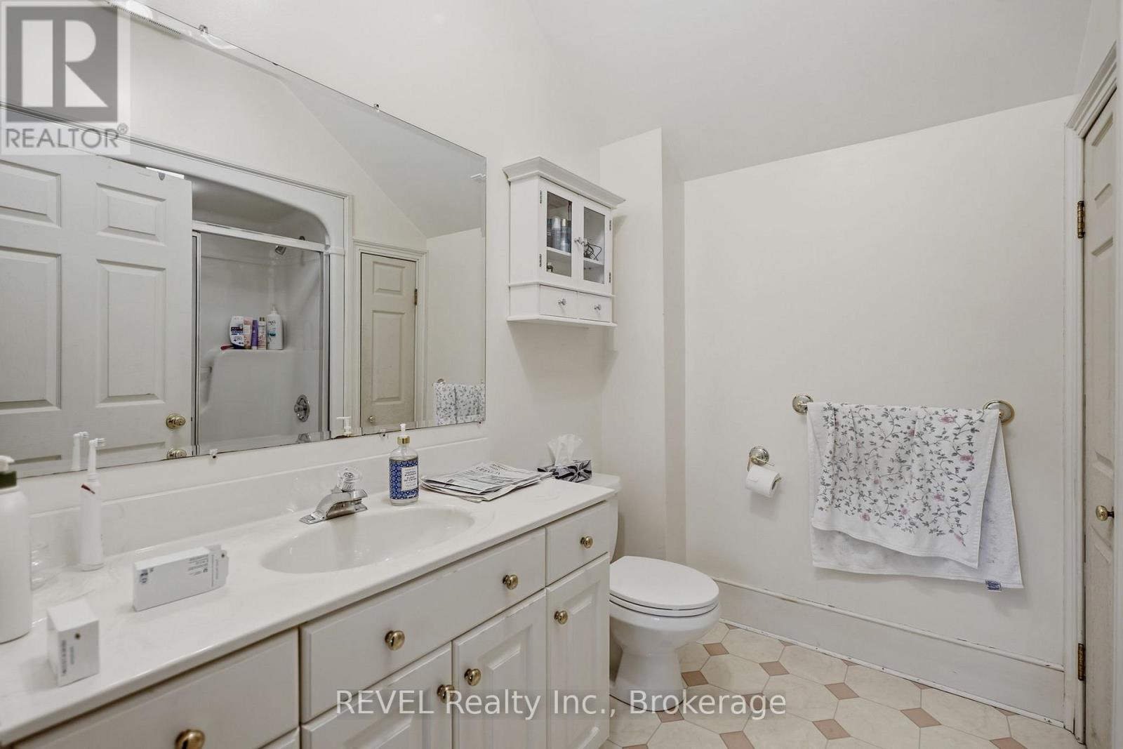 2376 Centre Street, Thorold, Ontario  L0S 1A0 - Photo 14 - X13208084