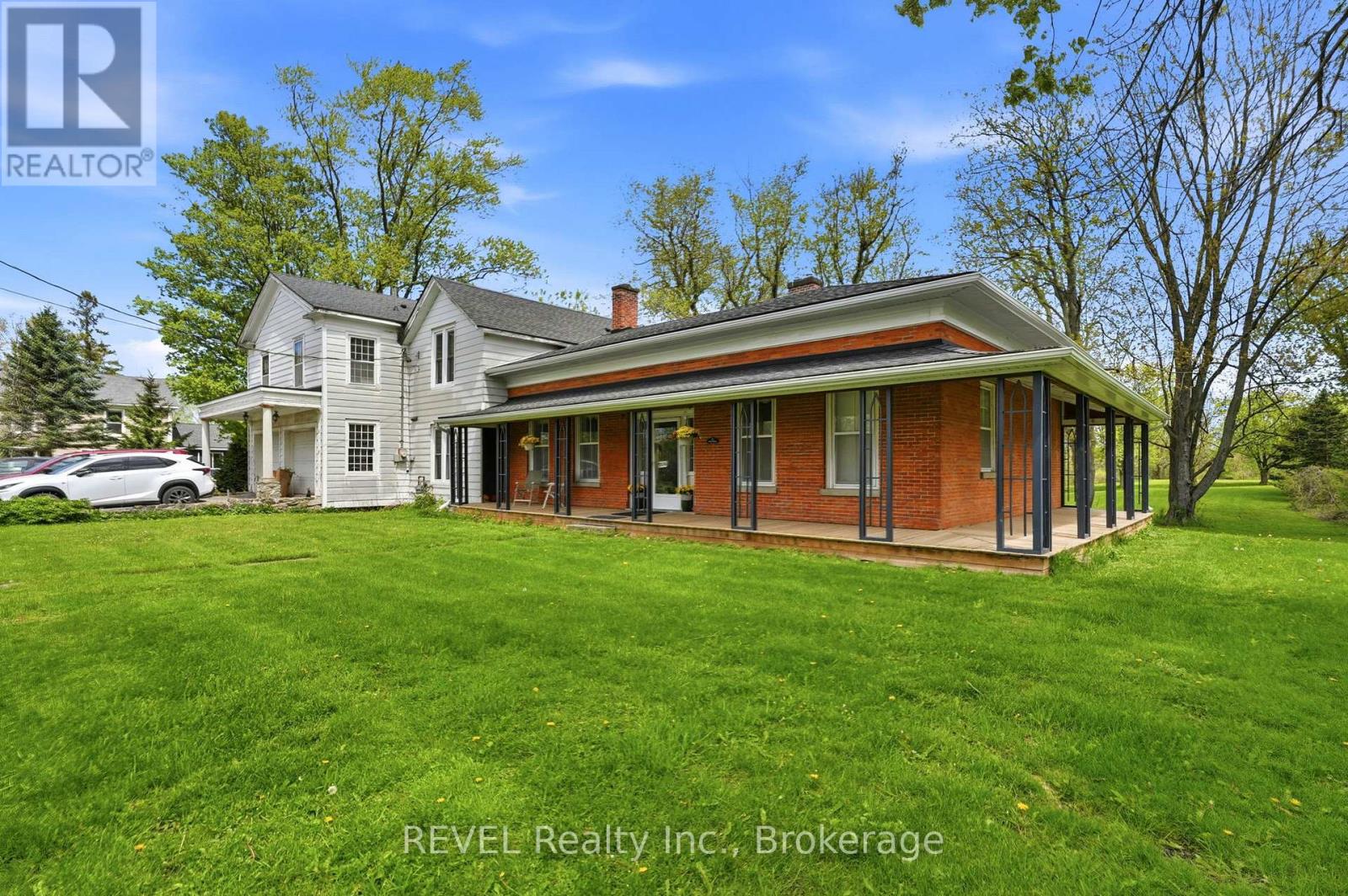2376 Centre Street, Thorold, Ontario  L0S 1A0 - Photo 2 - X13208084