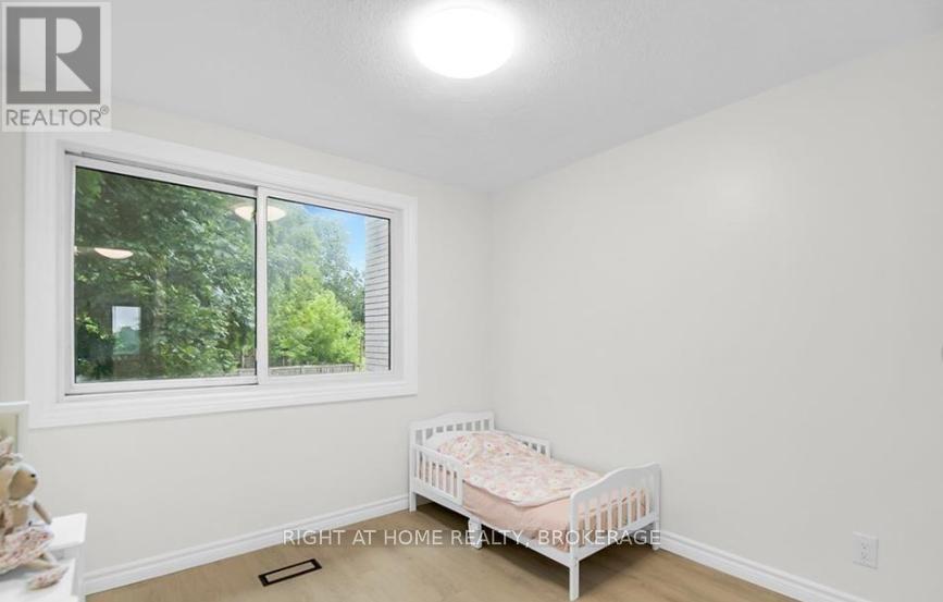 60 Charles Best Place, Kitchener, Ontario  N2M 5A3 - Photo 9 - X13209104
