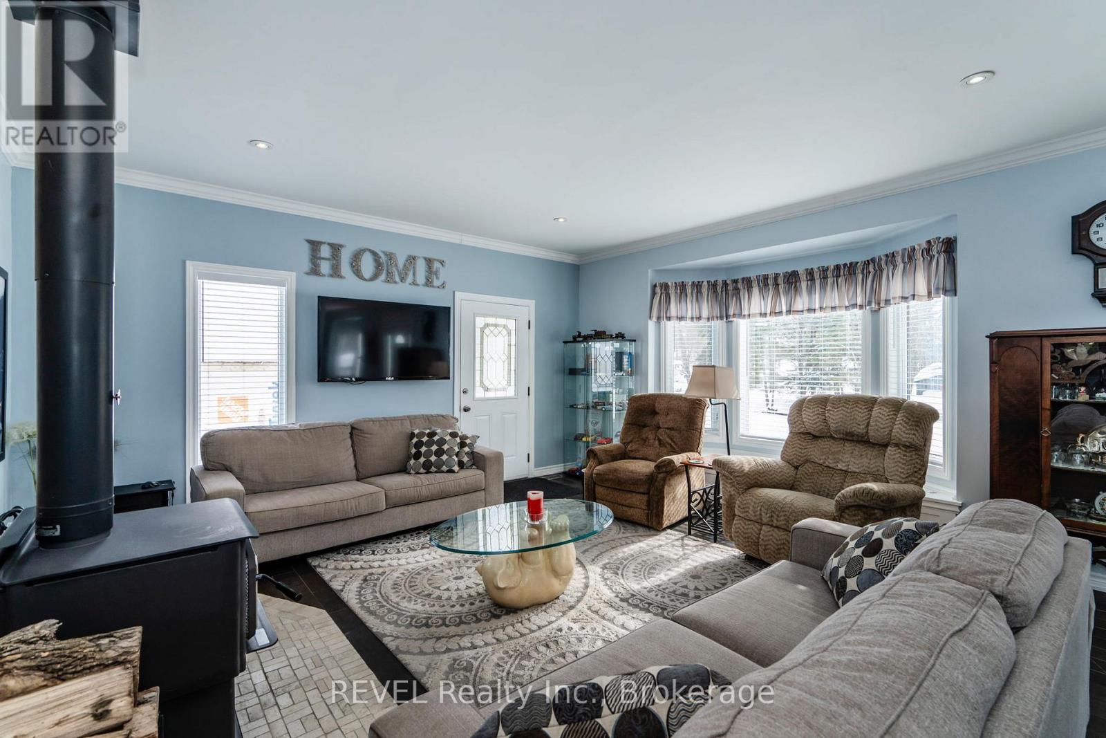 1006 River Street, Muskoka Lakes, Ontario  P0C 1A0 - Photo 8 - X13209248