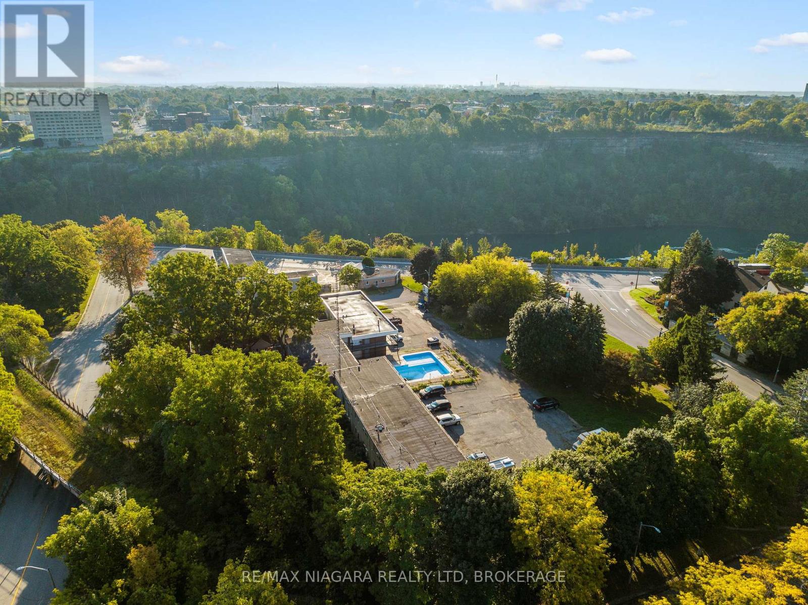4625 Cataract Avenue, Niagara Falls, Ontario  L2E 3M3 - Photo 26 - X13210814