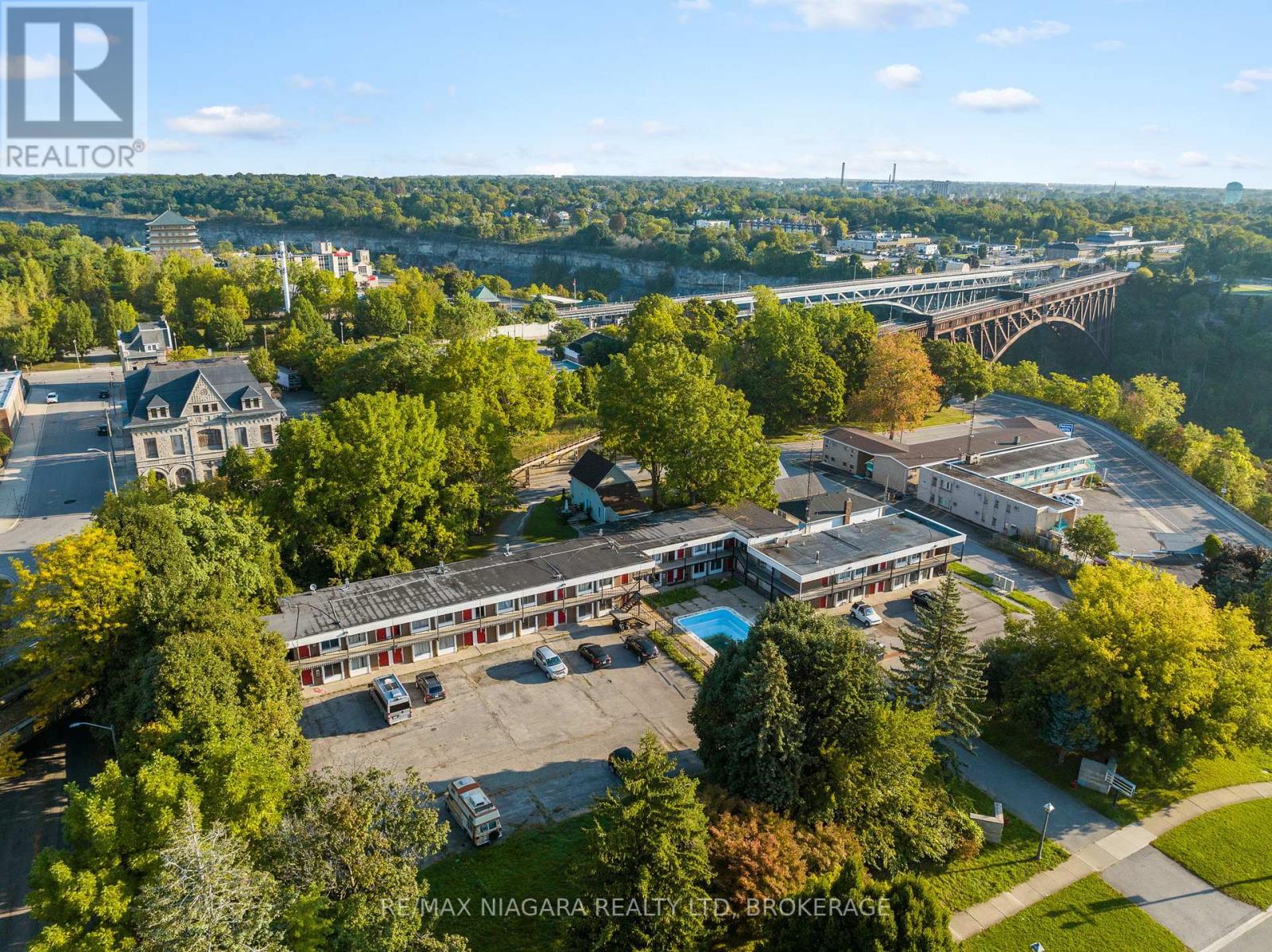 4625 Cataract Avenue, Niagara Falls, Ontario  L2E 3M3 - Photo 29 - X13210814