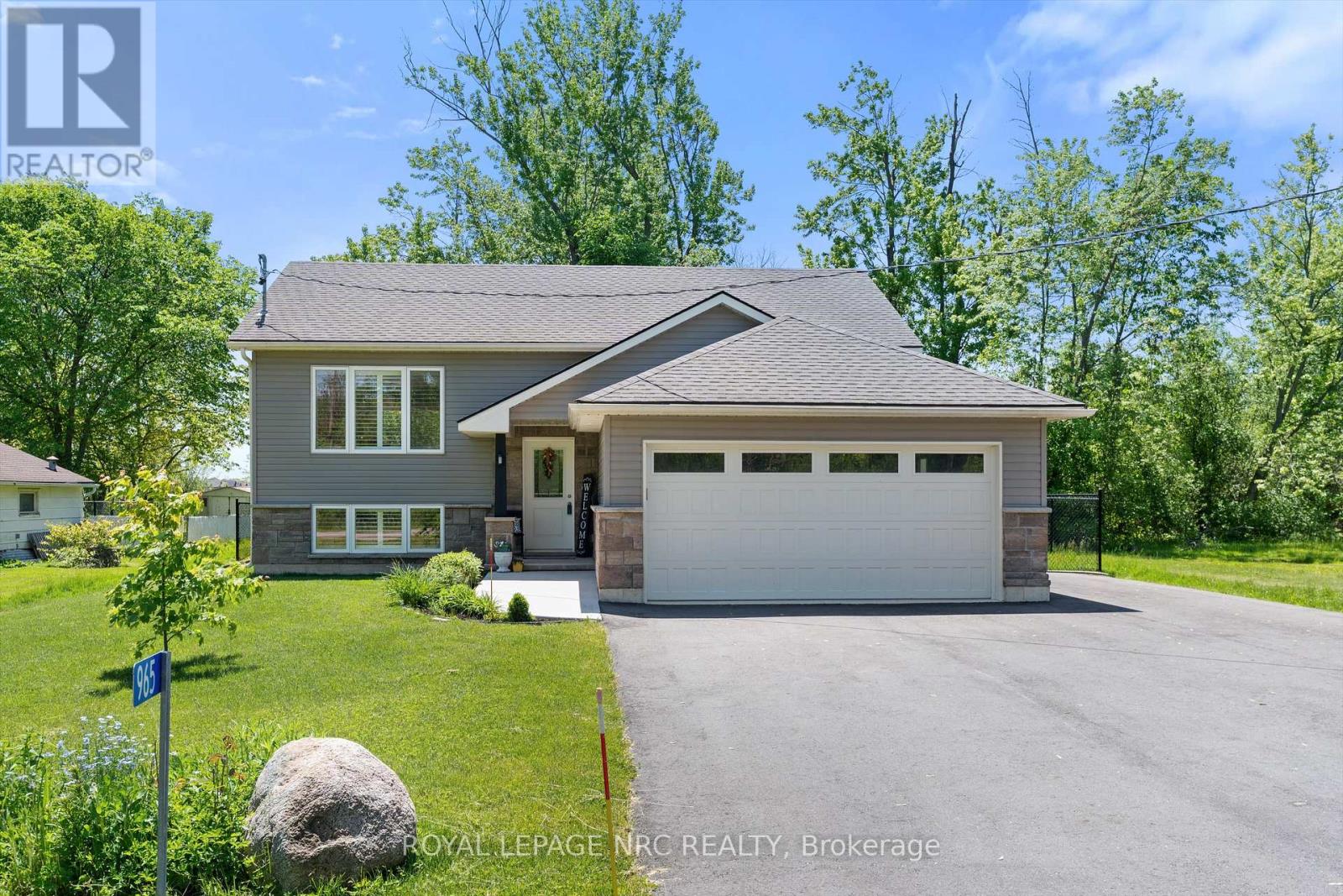 965 Bertie Street, Fort Erie, Ontario  L2A 1Z7 - Photo 1 - X13217798