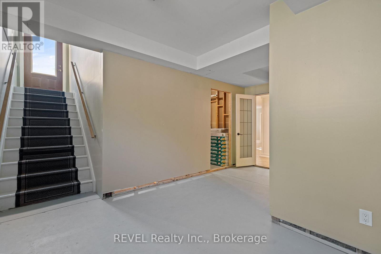 6718 Domenic Crescent, Niagara Falls, Ontario  L2J 4L5 - Photo 39 - X13234738