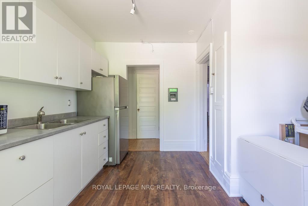 58 Ontario Street, St. Catharines, Ontario  L2R 5J4 - Photo 18 - X13243656