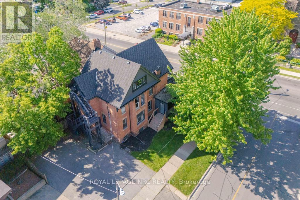 58 Ontario Street, St. Catharines, Ontario  L2R 5J4 - Photo 24 - X13243656