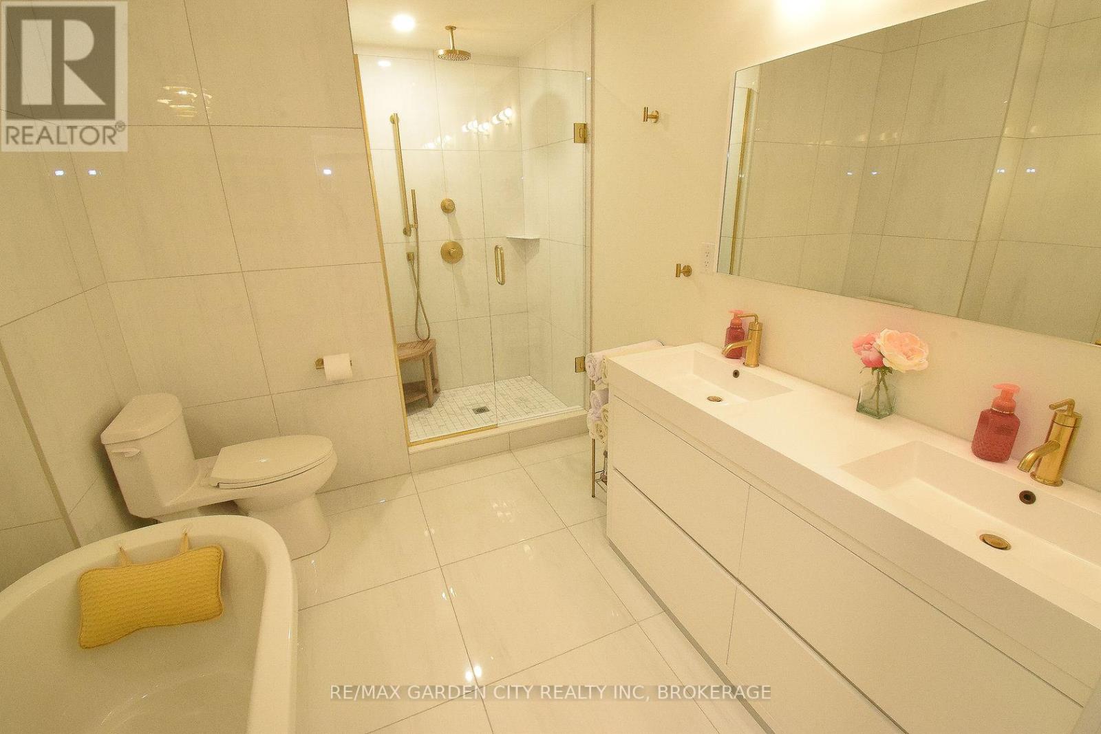 5 - 2 Brock Street S, Hamilton, Ontario  L9H 3G6 - Photo 25 - X13247012