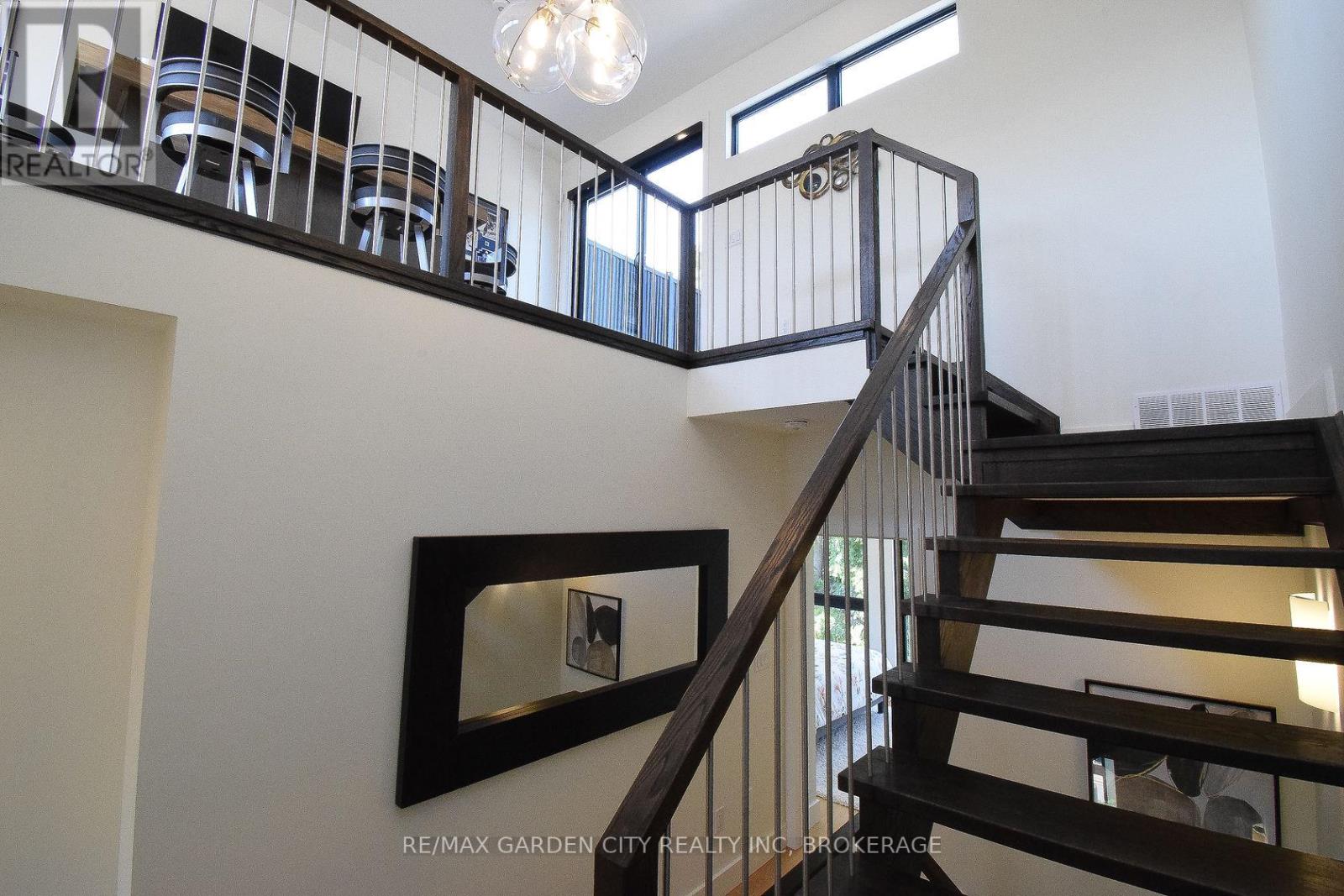 5 - 2 Brock Street S, Hamilton, Ontario  L9H 3G6 - Photo 30 - X13247012
