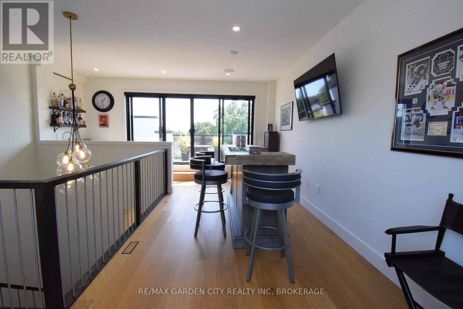 5 - 2 Brock Street S, Hamilton, Ontario  L9H 3G6 - Photo 31 - X13247012