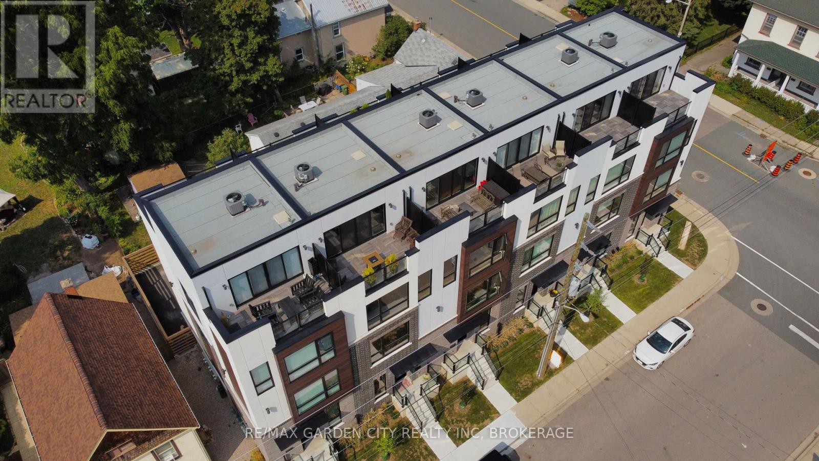5 - 2 Brock Street S, Hamilton, Ontario  L9H 3G6 - Photo 46 - X13247012