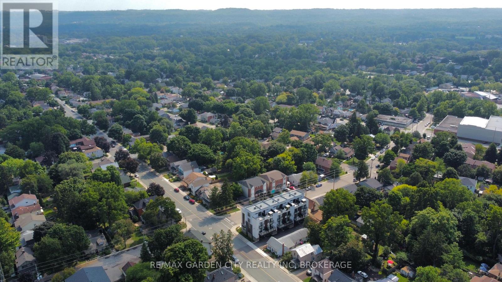 5 - 2 Brock Street S, Hamilton, Ontario  L9H 3G6 - Photo 49 - X13247012