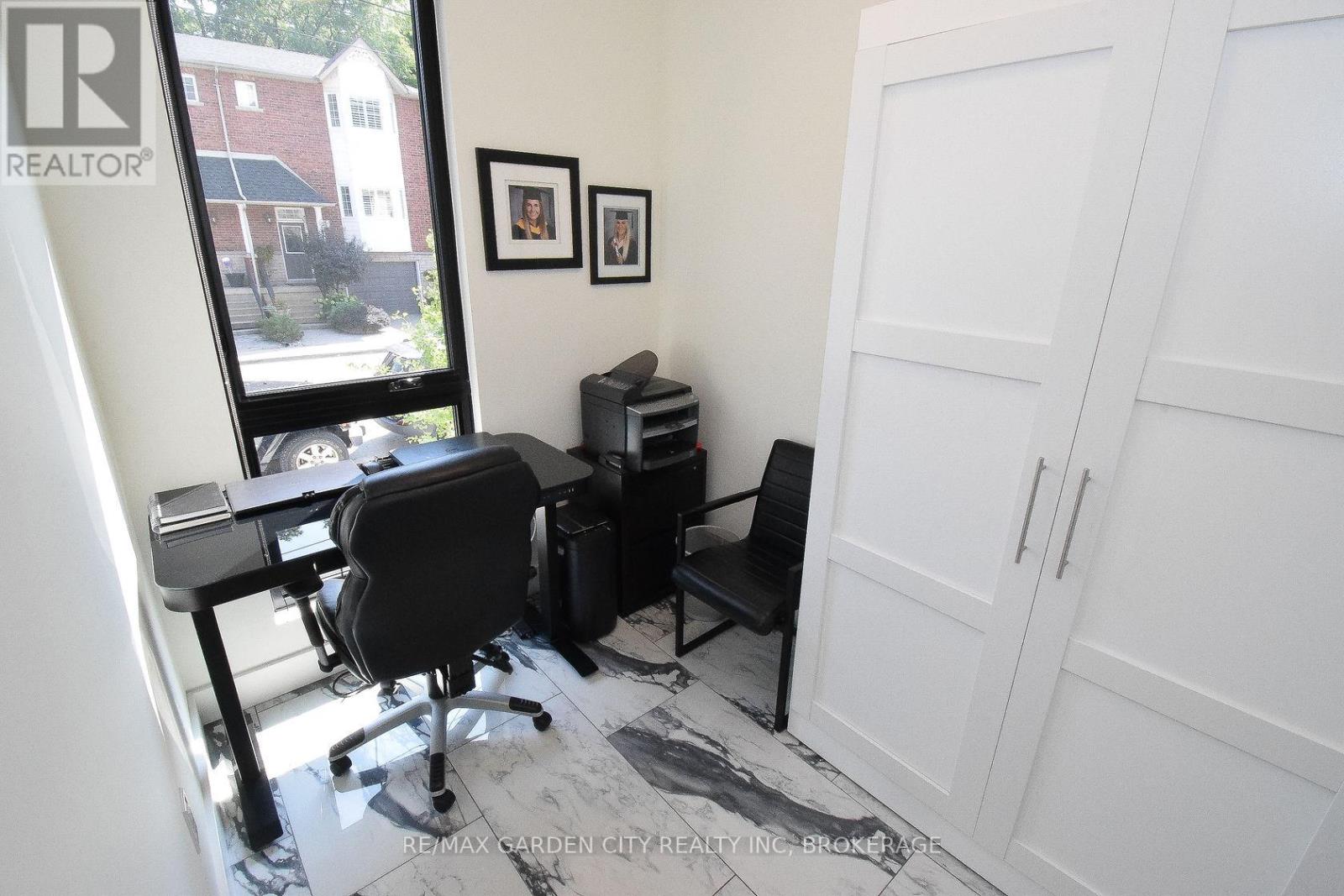 5 - 2 Brock Street S, Hamilton, Ontario  L9H 3G6 - Photo 7 - X13247012