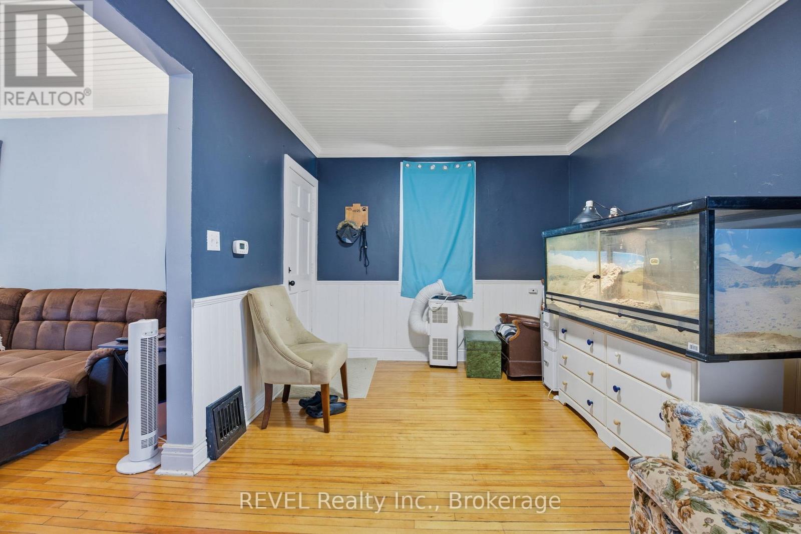 61 Patricia Street, Thorold, Ontario  L2V 3V9 - Photo 14 - X13249116