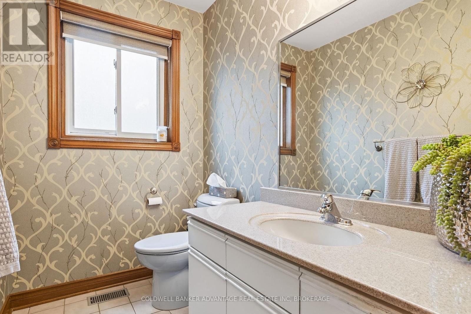 41 Adel Drive E, St. Catharines, Ontario  L2M 3W9 - Photo 11 - X13412742
