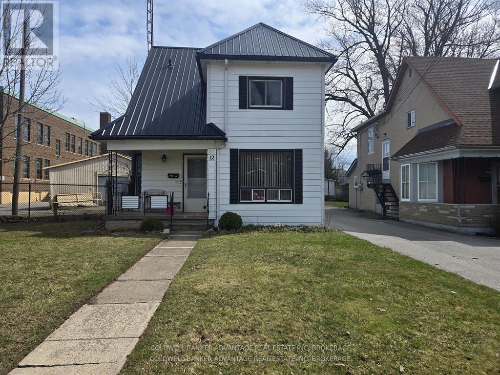 12 Empire Street, Welland, Ontario  L3B 2L2 - Photo 1 - X13413144