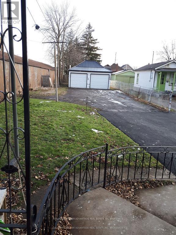 12 Empire Street, Welland, Ontario  L3B 2L2 - Photo 9 - X13413144