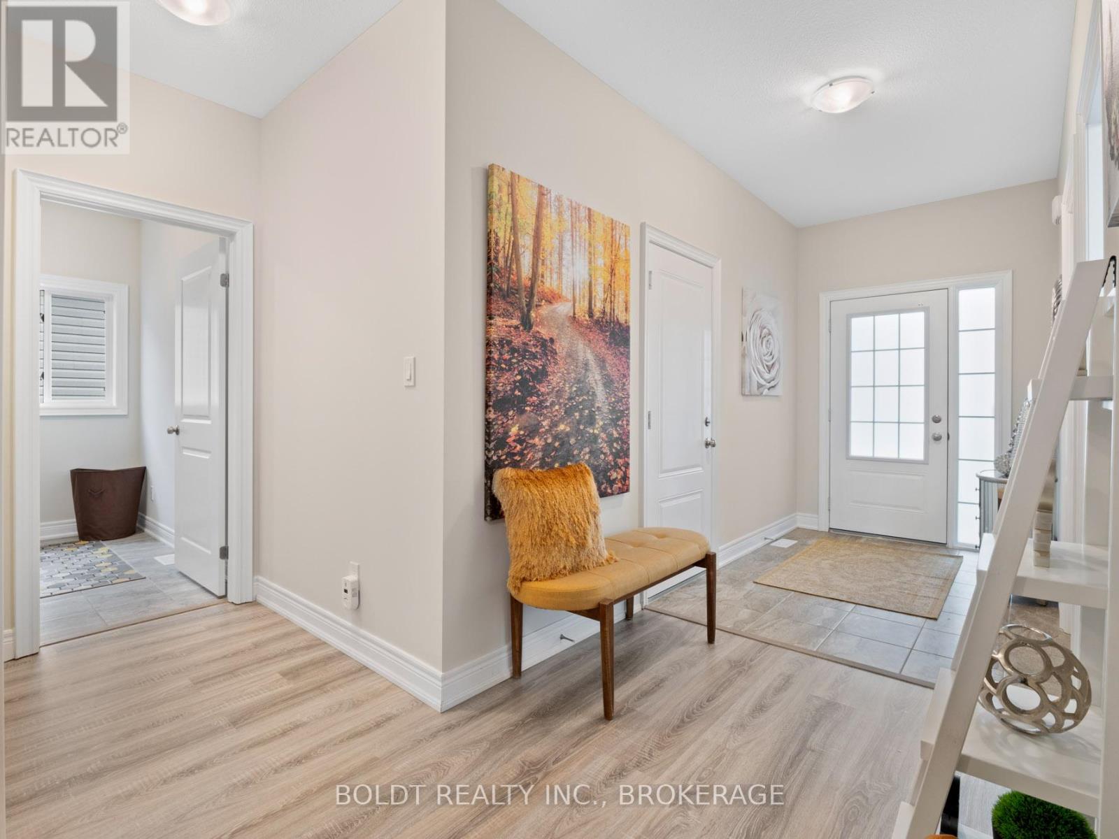 412 Hummel Crescent, Fort Erie, Ontario  L2A 0E8 - Photo 6 - X13414458