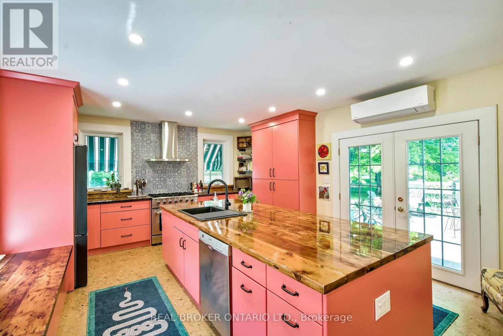 519 Queenston Road, Niagara-On-The-Lake, Ontario  L0S 1J0 - Photo 12 - X13420718