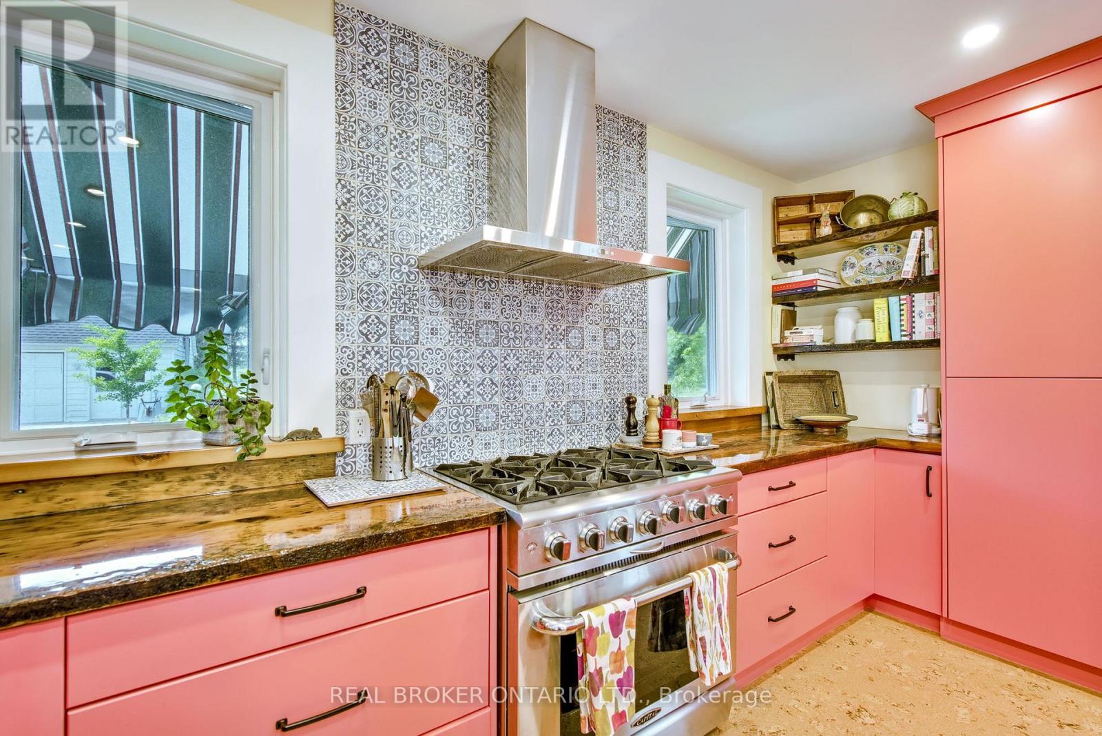 519 Queenston Road, Niagara-On-The-Lake, Ontario  L0S 1J0 - Photo 13 - X13420718
