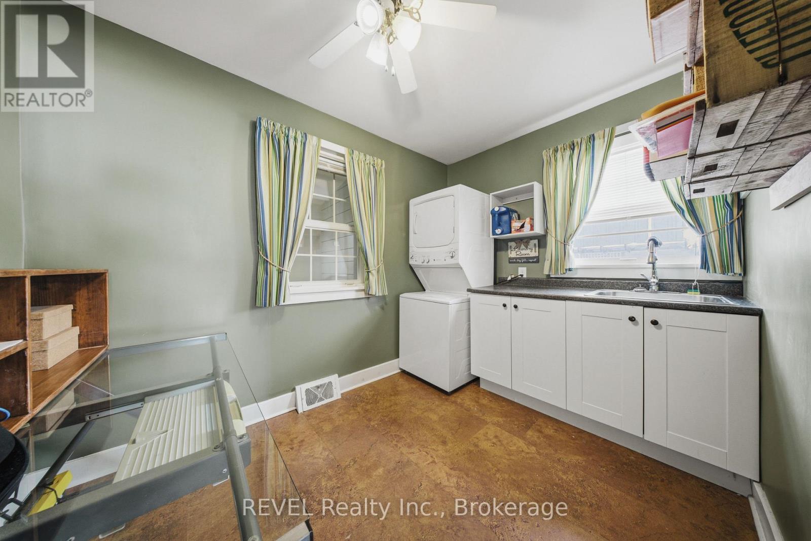 14382 Niagara River Parkway, Niagara-On-The-Lake, Ontario  L0S 1J0 - Photo 25 - X13421400