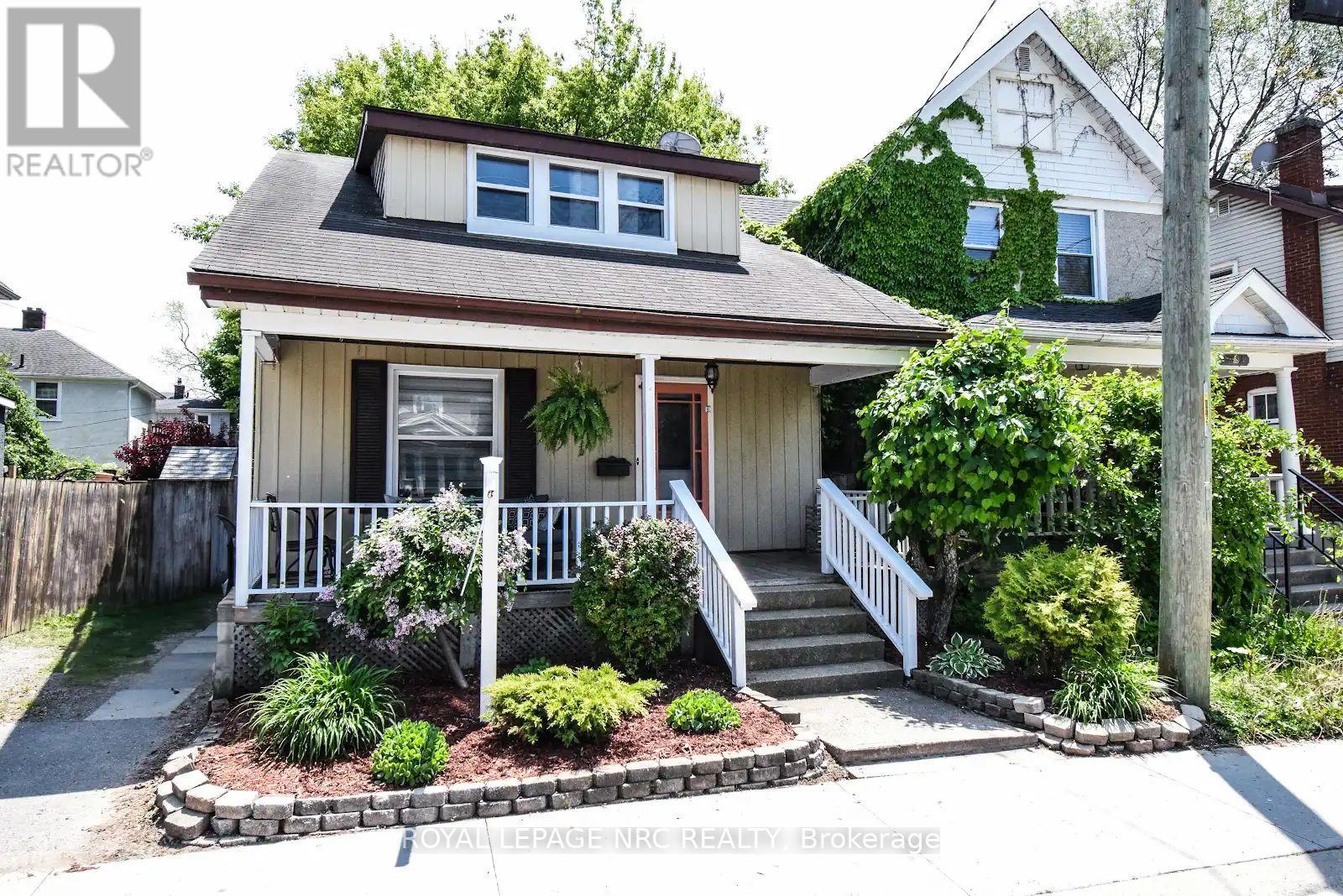 116 Lowell Avenue, St. Catharines, Ontario  L2R 2E2 - Photo 1 - X13424790