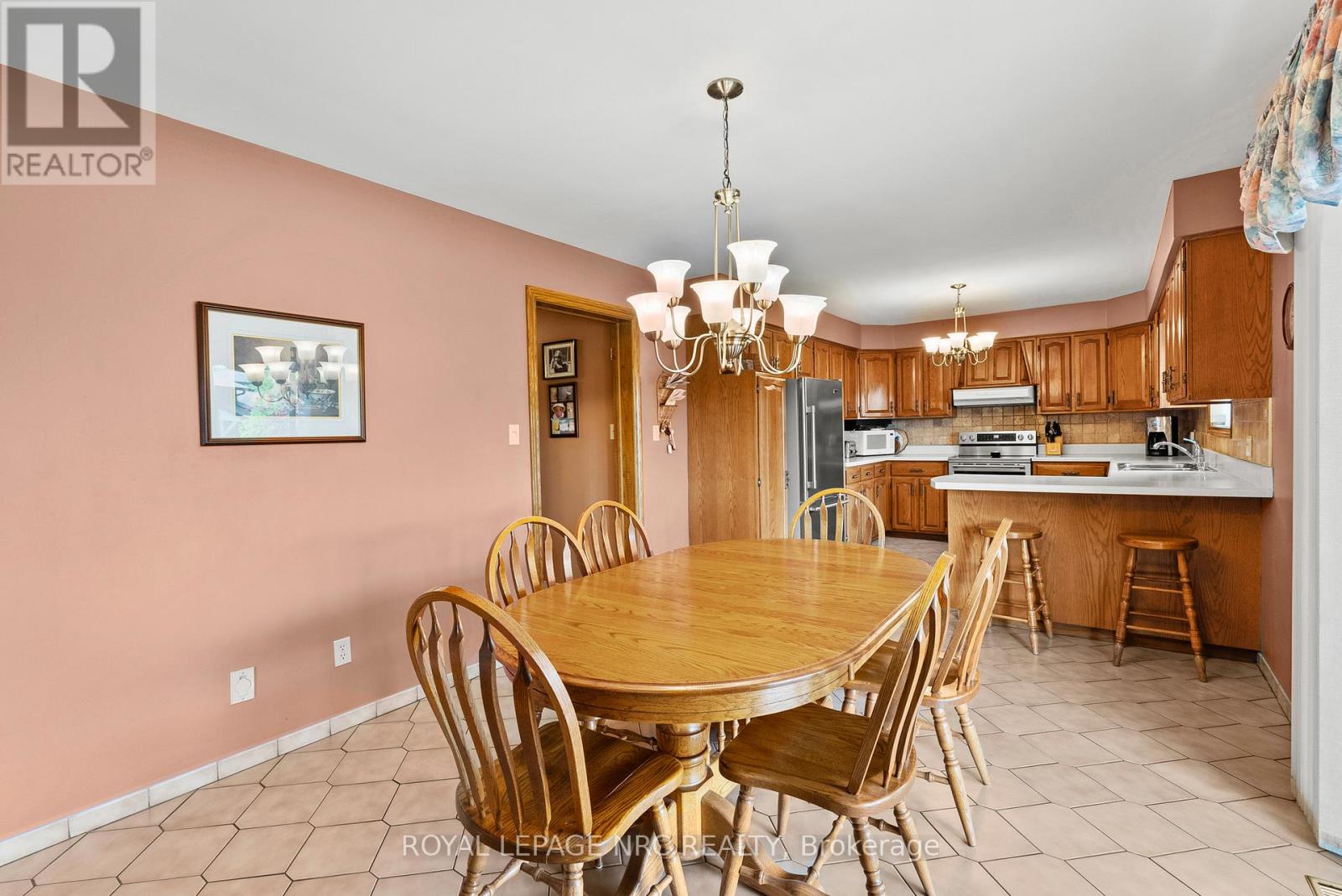14 Tupper Drive, Thorold, Ontario  L2V 4C7 - Photo 18 - X13429856