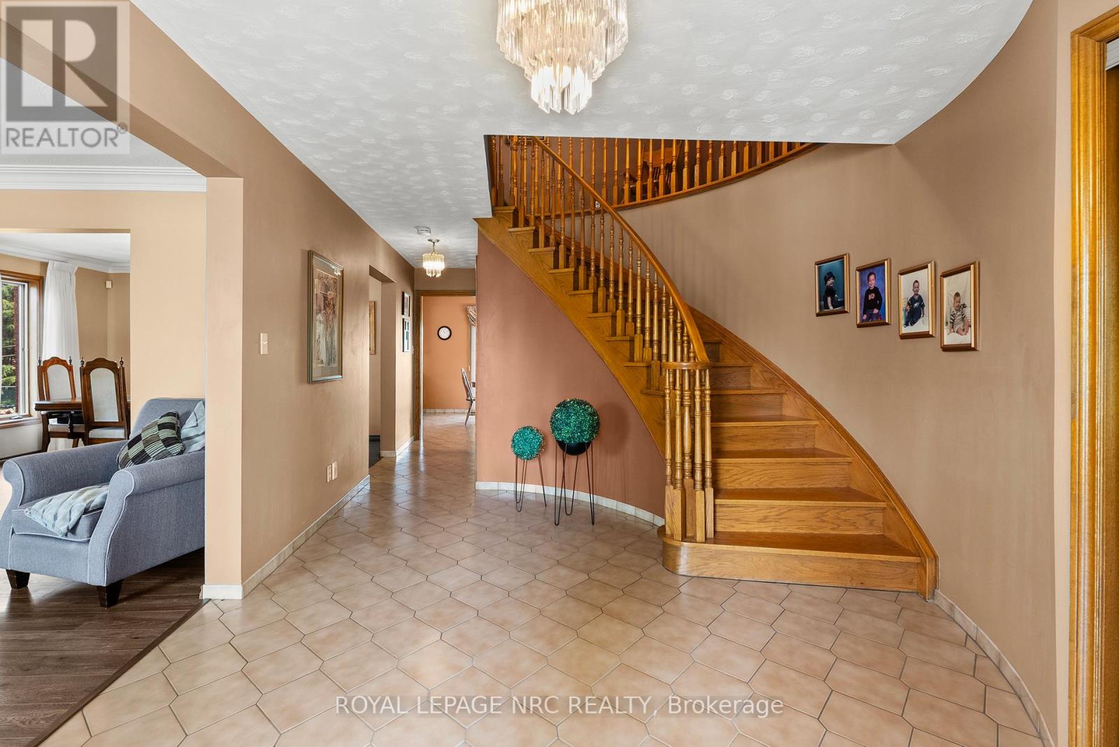 14 Tupper Drive, Thorold, Ontario  L2V 4C7 - Photo 8 - X13429856
