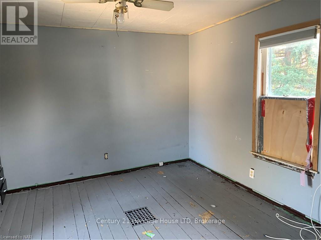4624 Jepson Street, Niagara Falls, Ontario  L2E 1J4 - Photo 12 - X13430358
