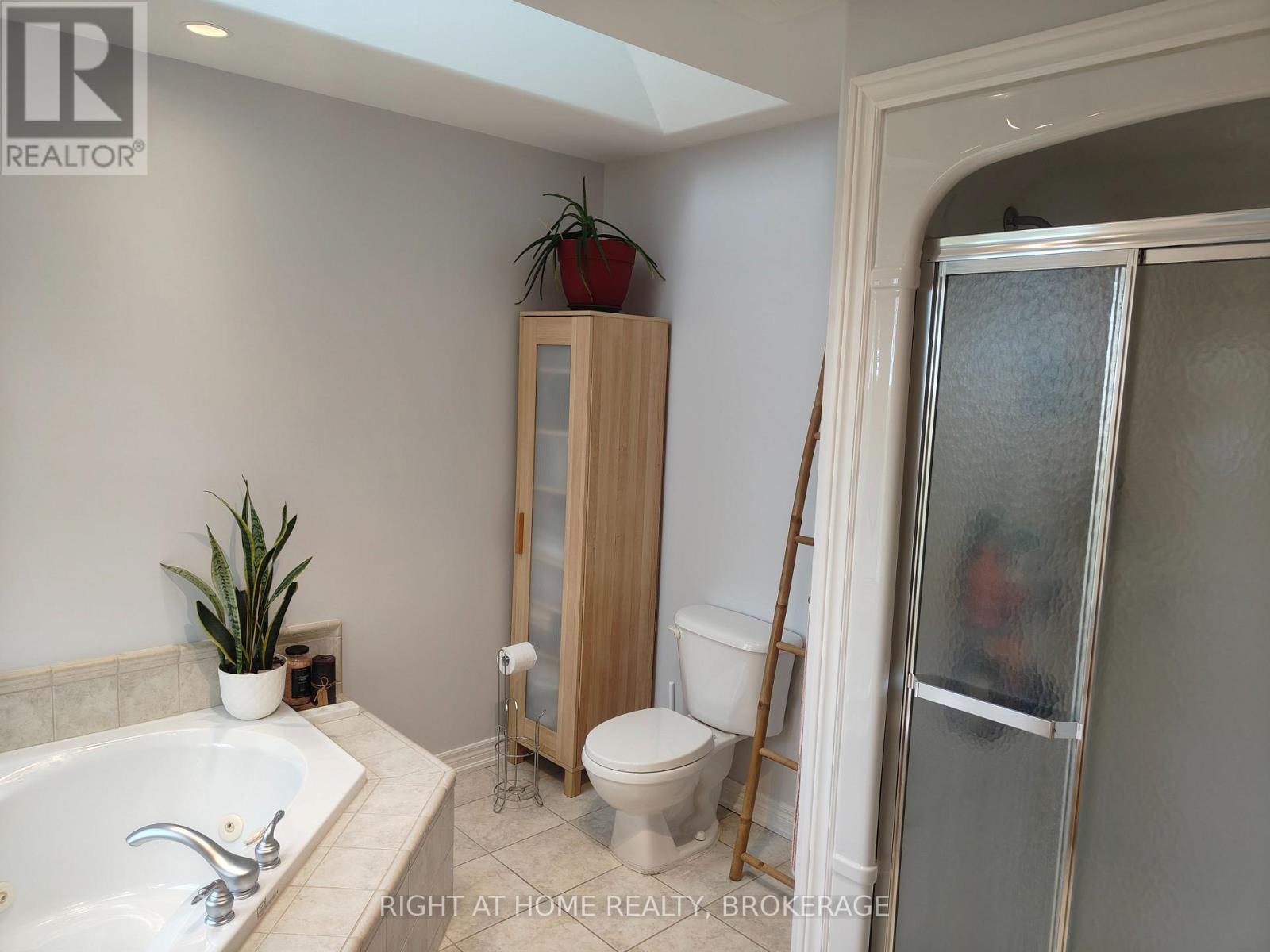 22 Ursula Avenue, St. Catharines, Ontario  L2T 1T1 - Photo 32 - X13432216