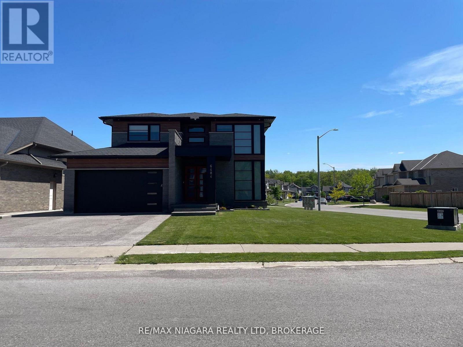 6484 Sam Iorfida Drive, Niagara Falls, Ontario  L2E 2S4 - Photo 1 - X13433638