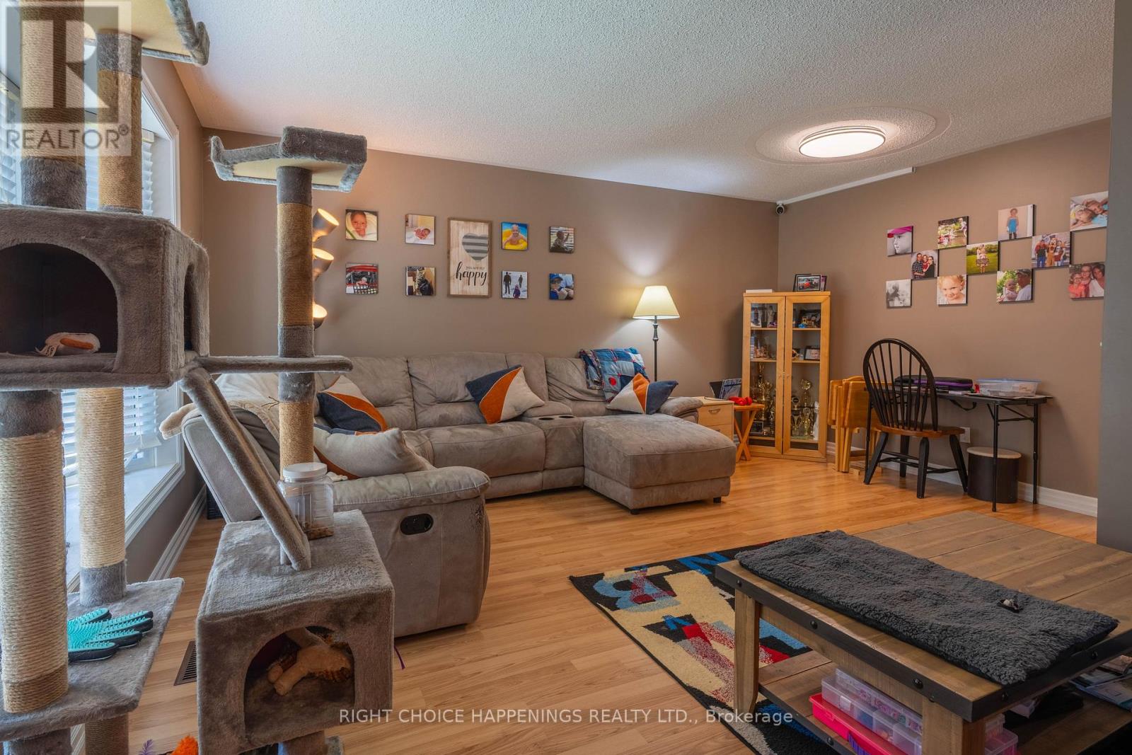 10 Newleaf Crescent, Welland, Ontario  L3C 6B4 - Photo 5 - X13435782