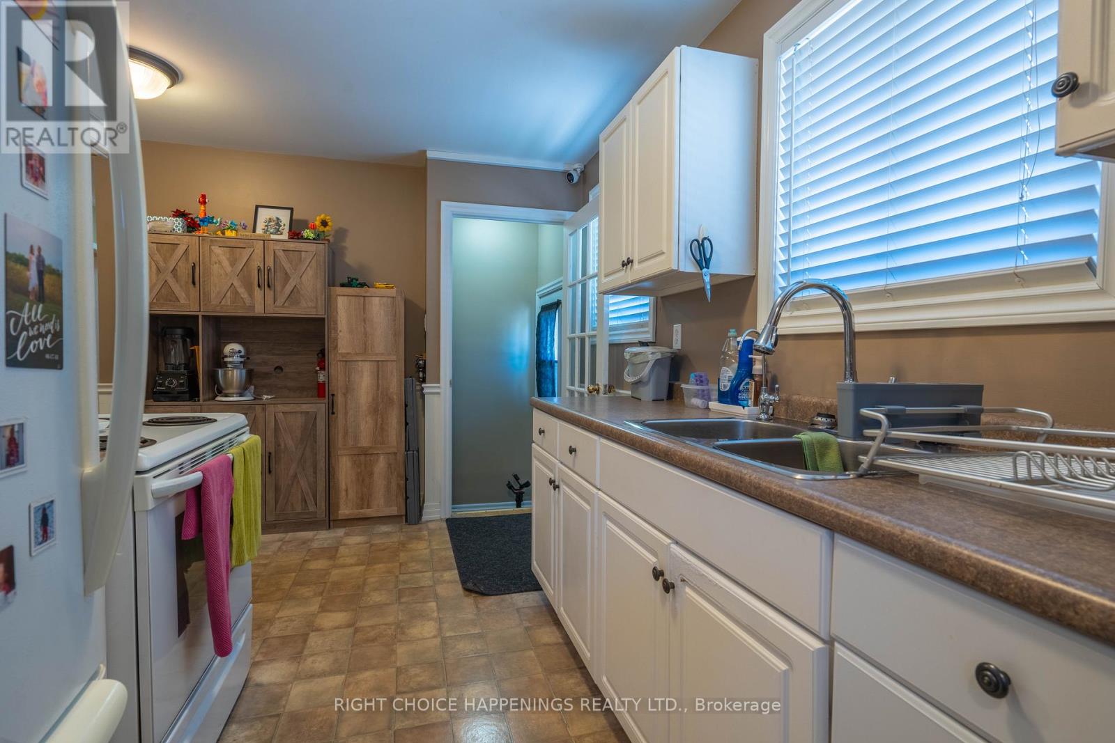 10 Newleaf Crescent, Welland, Ontario  L3C 6B4 - Photo 6 - X13435782
