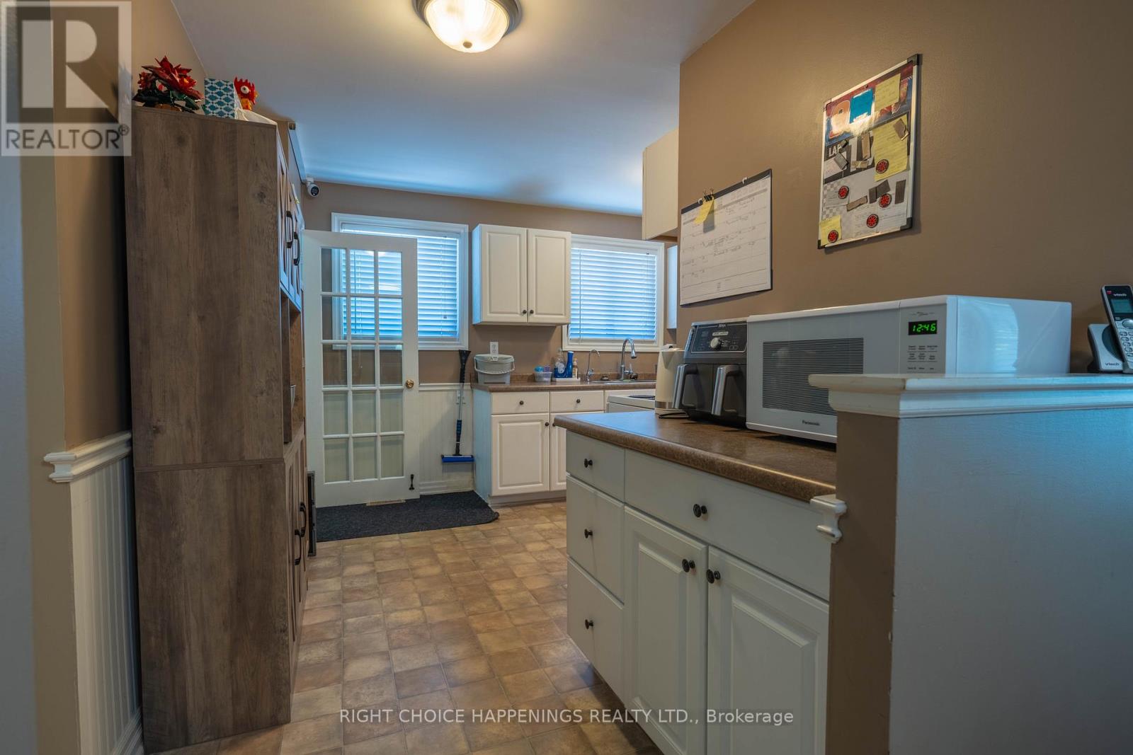 10 Newleaf Crescent, Welland, Ontario  L3C 6B4 - Photo 8 - X13435782