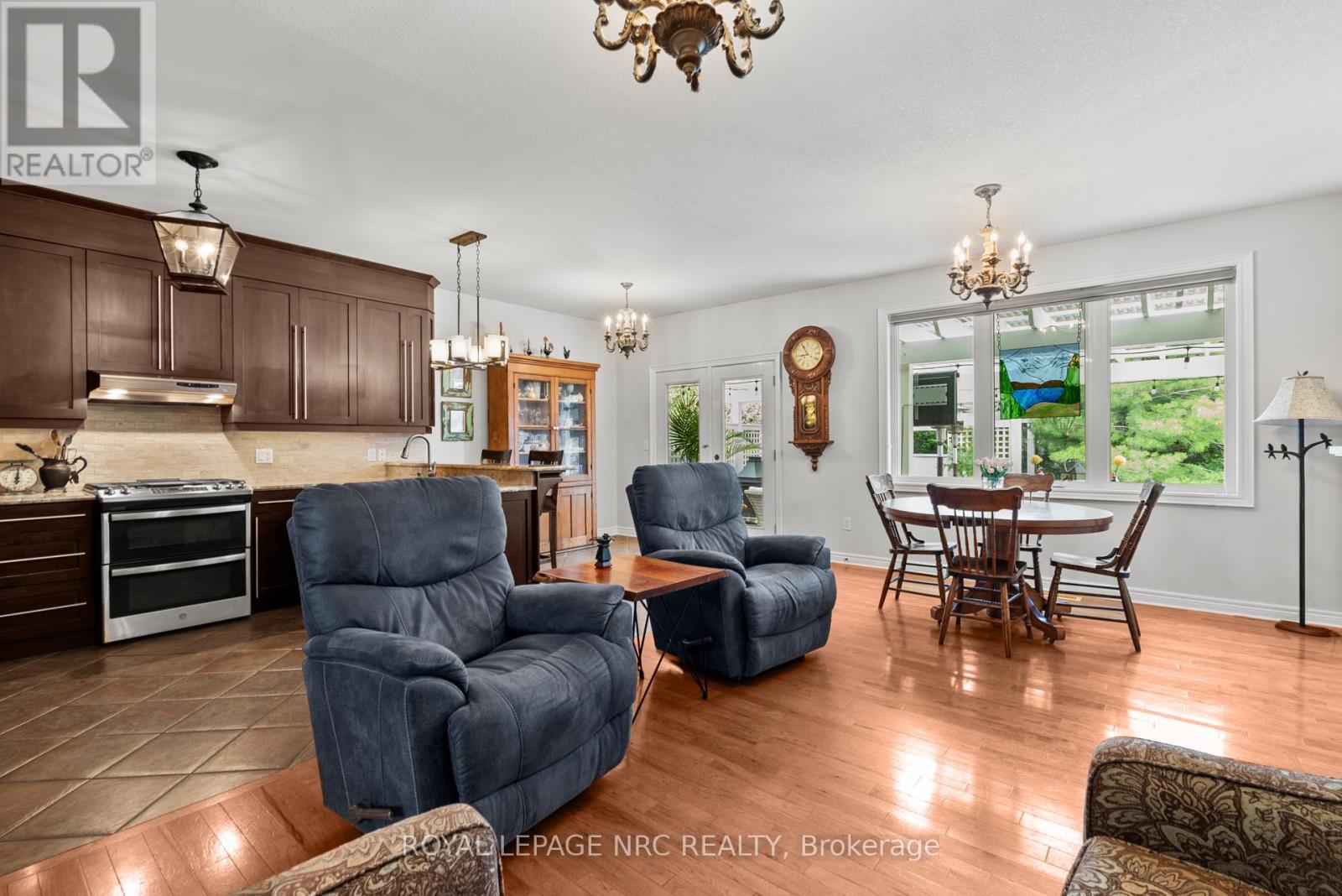 31 Annmarie Drive, Niagara-On-The-Lake, Ontario  L0S 1T0 - Photo 13 - X13436640