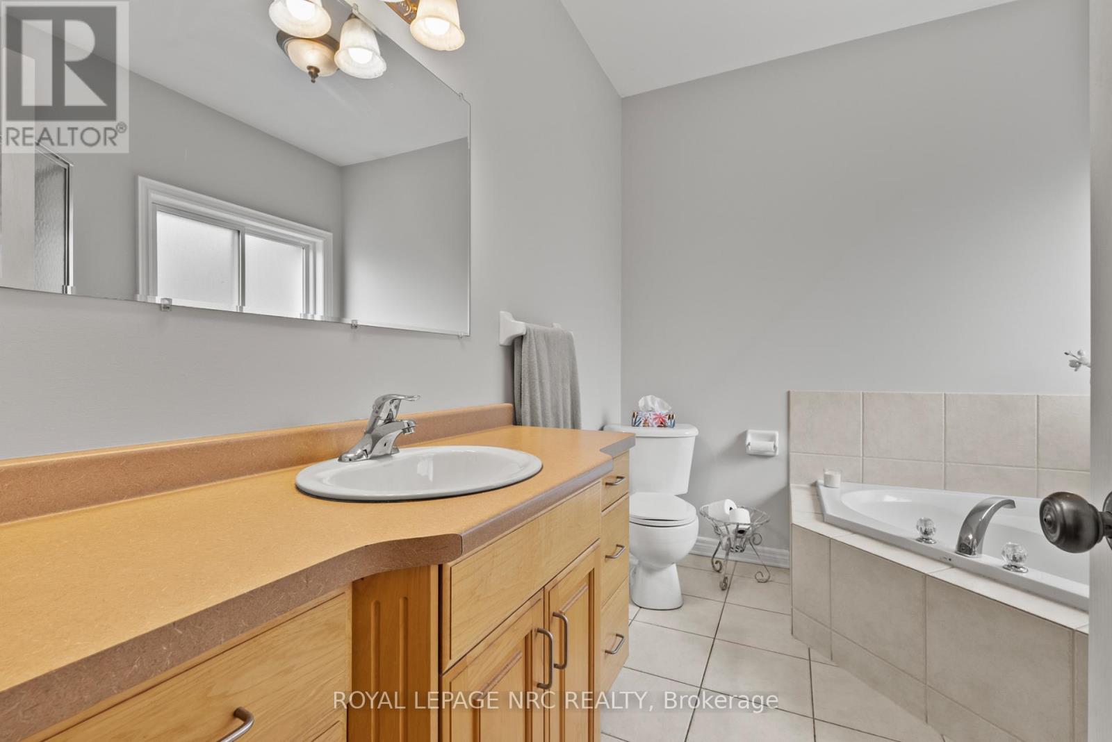 31 Annmarie Drive, Niagara-On-The-Lake, Ontario  L0S 1T0 - Photo 16 - X13436640