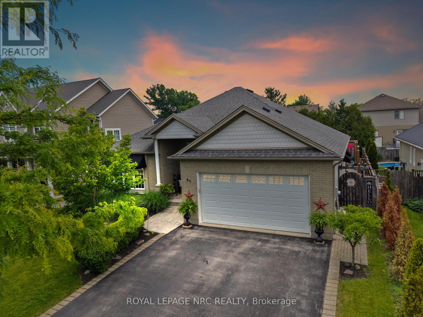 31 Annmarie Drive, Niagara-On-The-Lake, Ontario  L0S 1T0 - Photo 3 - X13436640