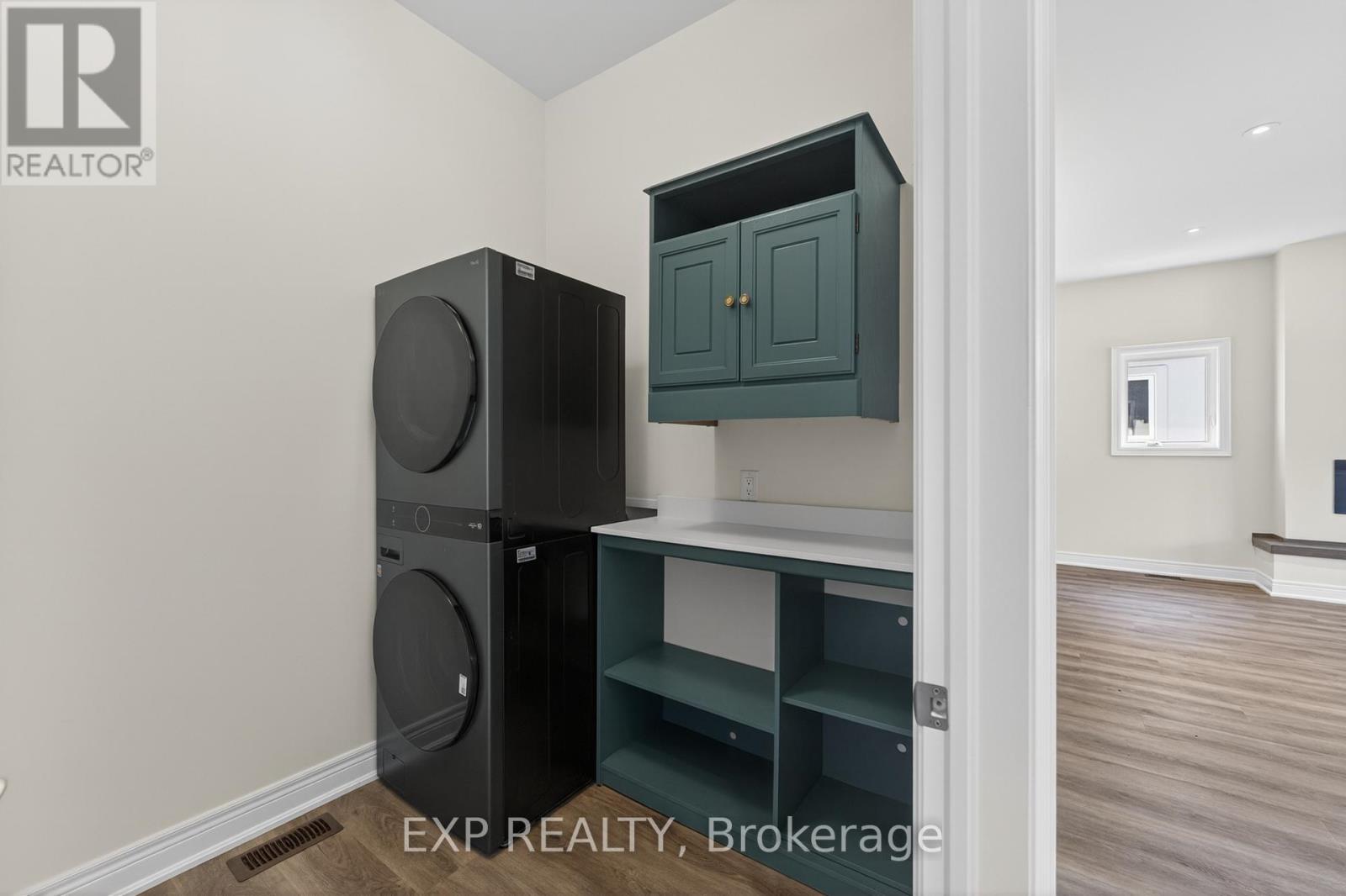 8 Butternut Crescent, Fort Erie, Ontario  L0S 1N0 - Photo 10 - X13440214