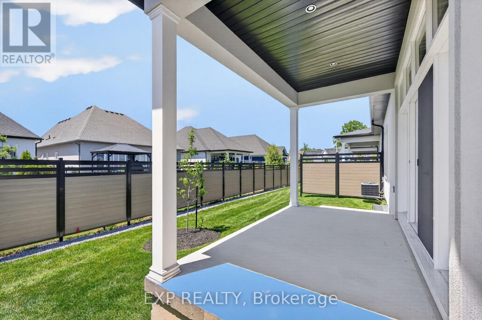 8 Butternut Crescent, Fort Erie, Ontario  L0S 1N0 - Photo 12 - X13440214