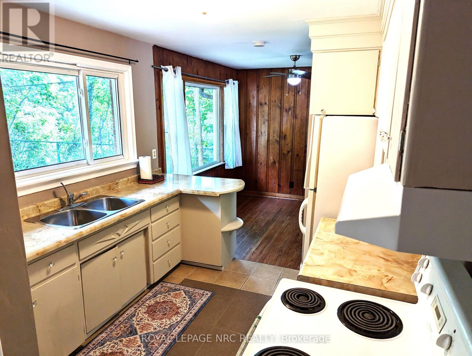 6094 Stevens Street, Niagara Falls, Ontario  L2E 3A3 - Photo 15 - X13443514