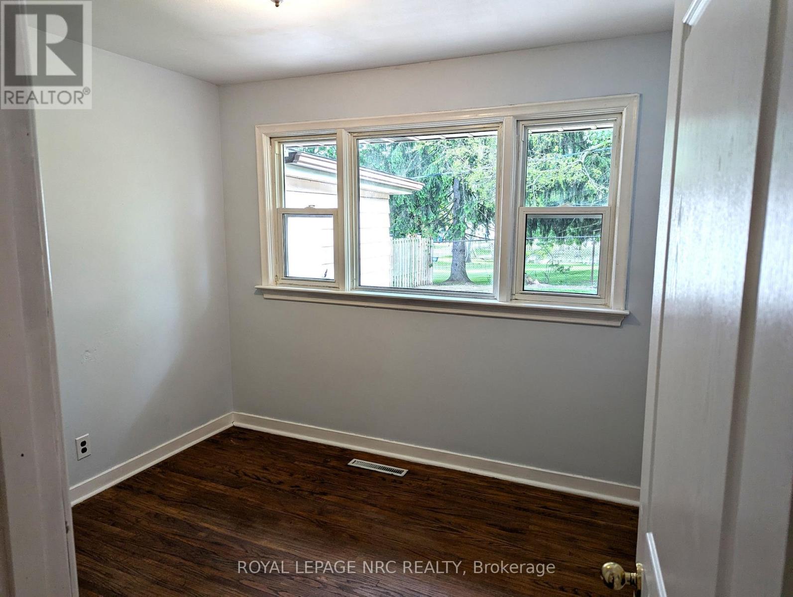 6094 Stevens Street, Niagara Falls, Ontario  L2E 3A3 - Photo 19 - X13443514