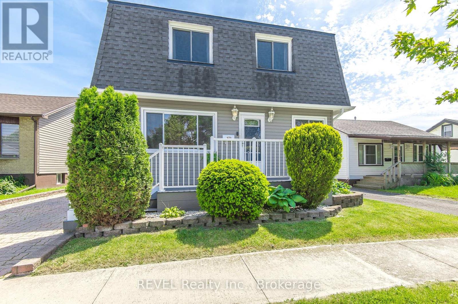 373 Hennepin Avenue, Welland, Ontario  L3B 4T4 - Photo 1 - X13443794