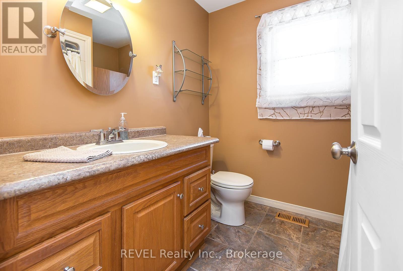 373 Hennepin Avenue, Welland, Ontario  L3B 4T4 - Photo 17 - X13443794