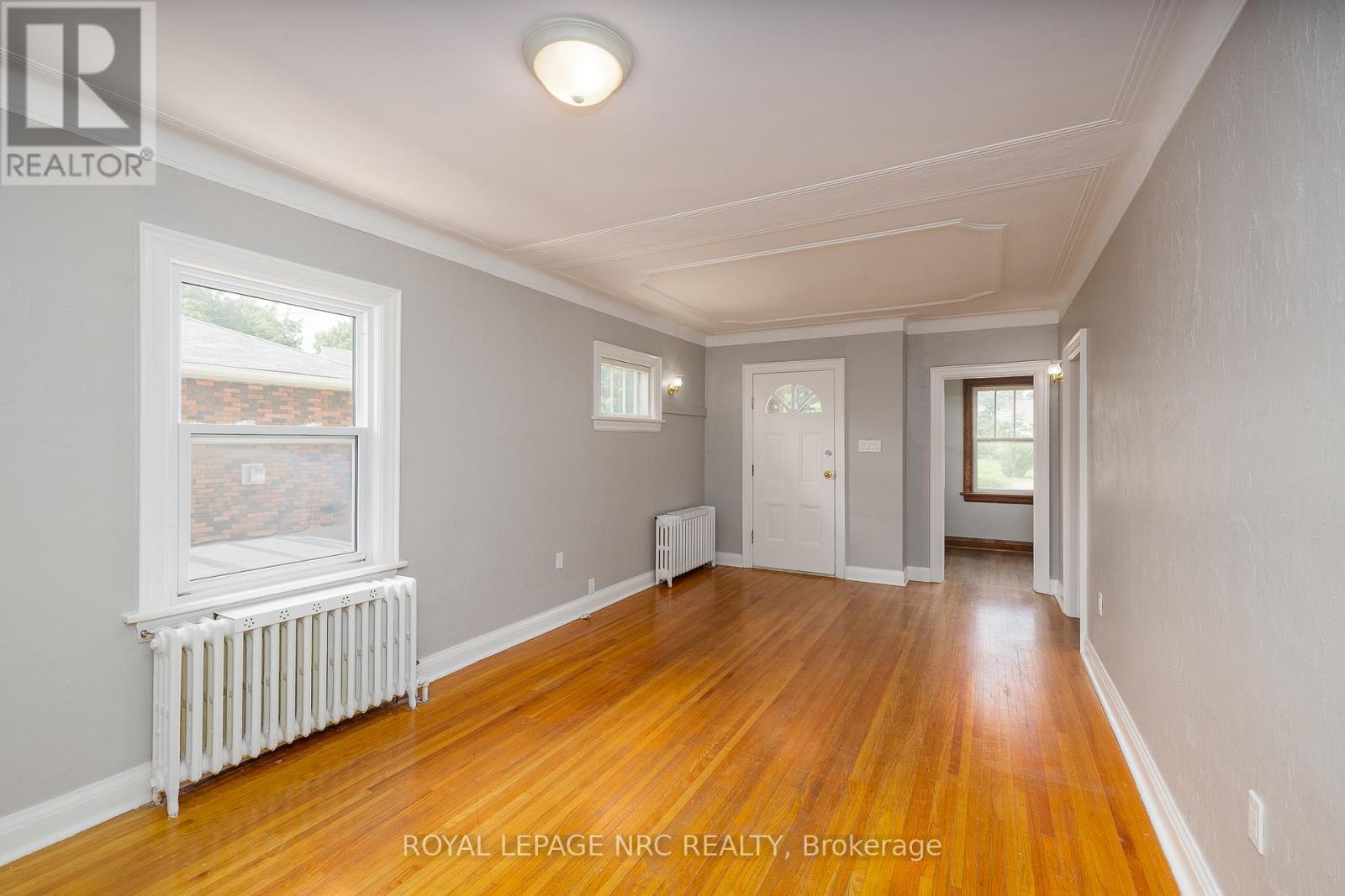 9 Water Street, Thorold, Ontario  L2V 2J9 - Photo 4 - X13445184