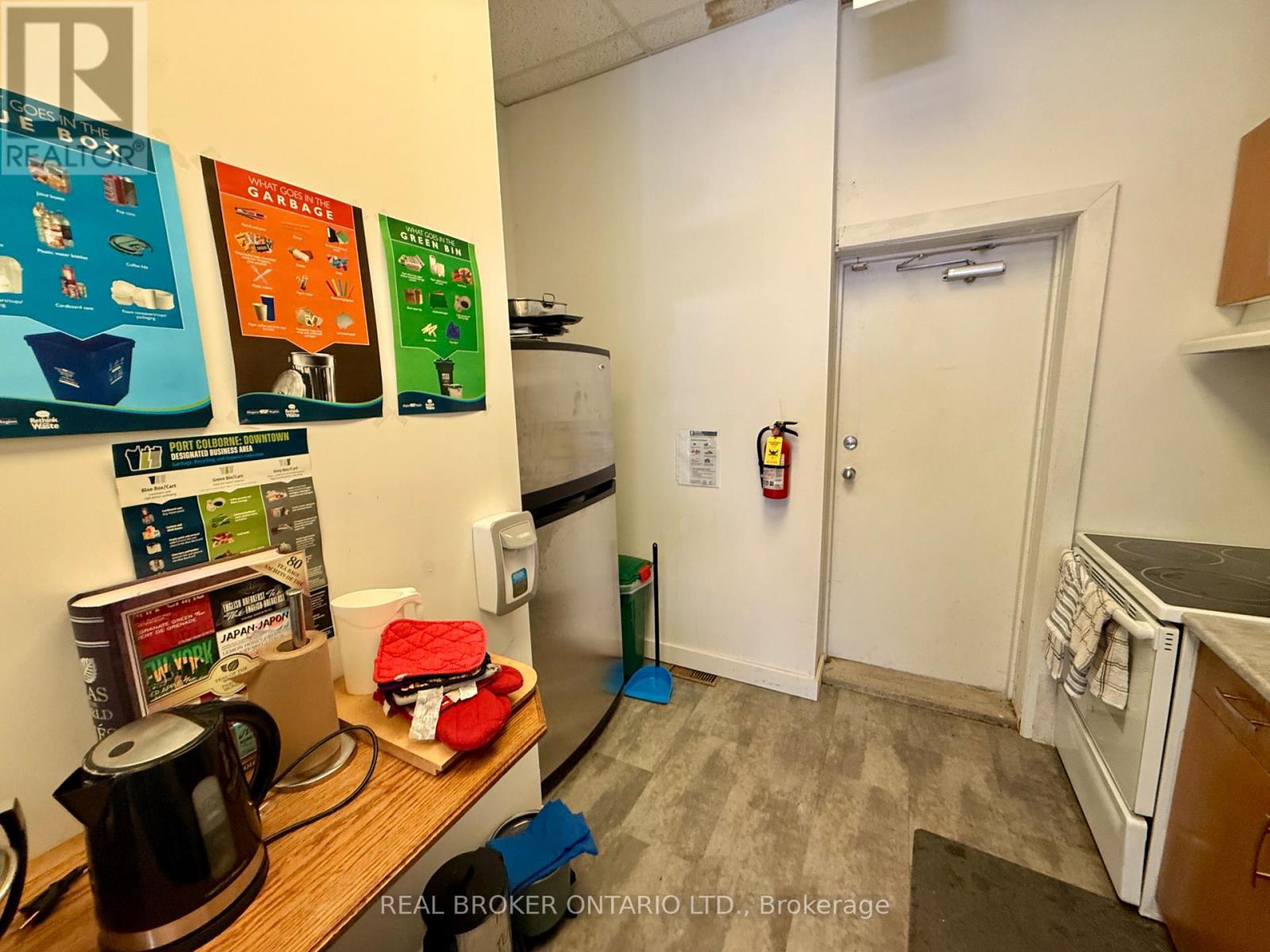 219 King Street, Port Colborne, Ontario  L3K 4G6 - Photo 6 - X13445266