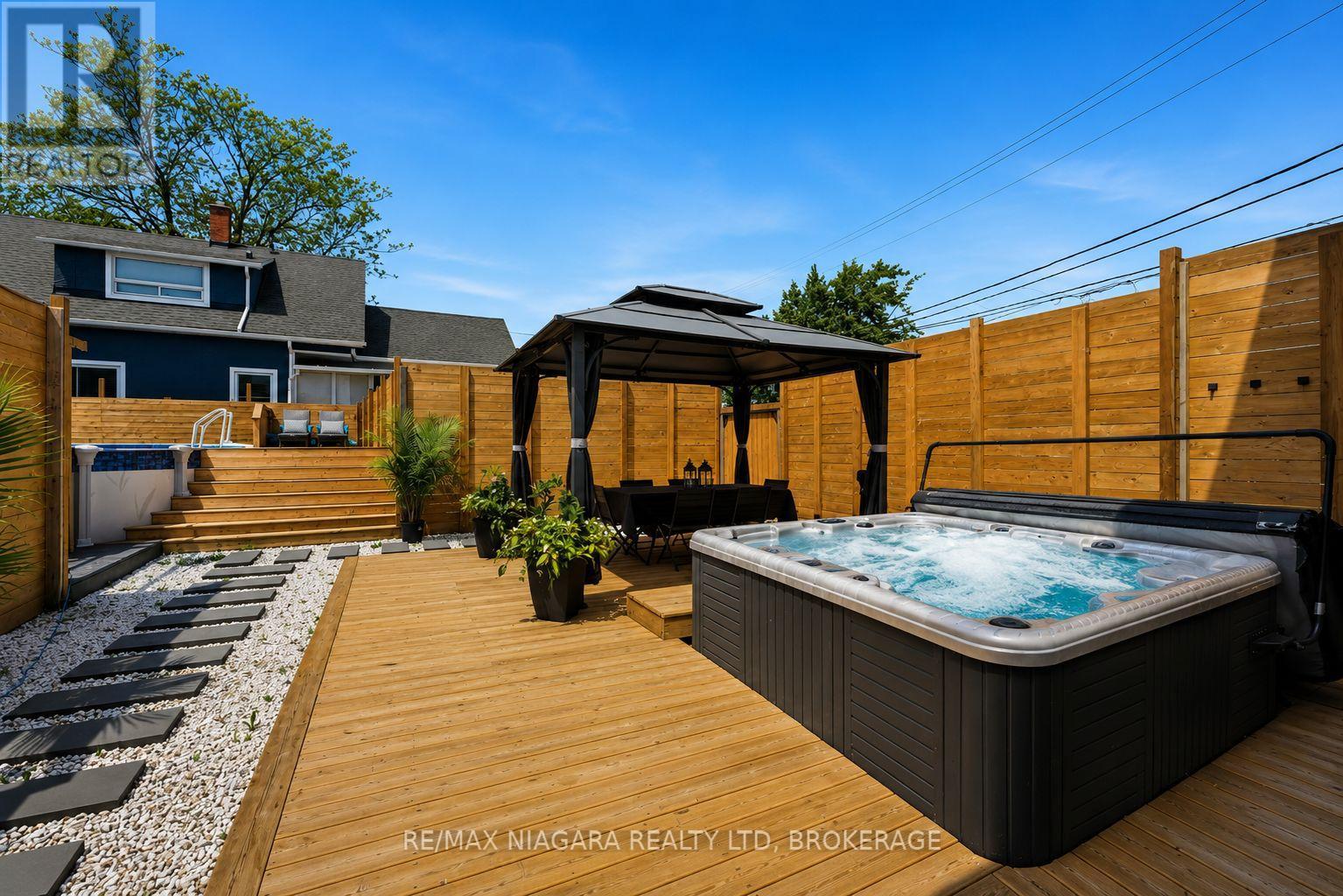 6043 Main Street, Niagara Falls, Ontario  L2G 6A1 - Photo 20 - X13446282