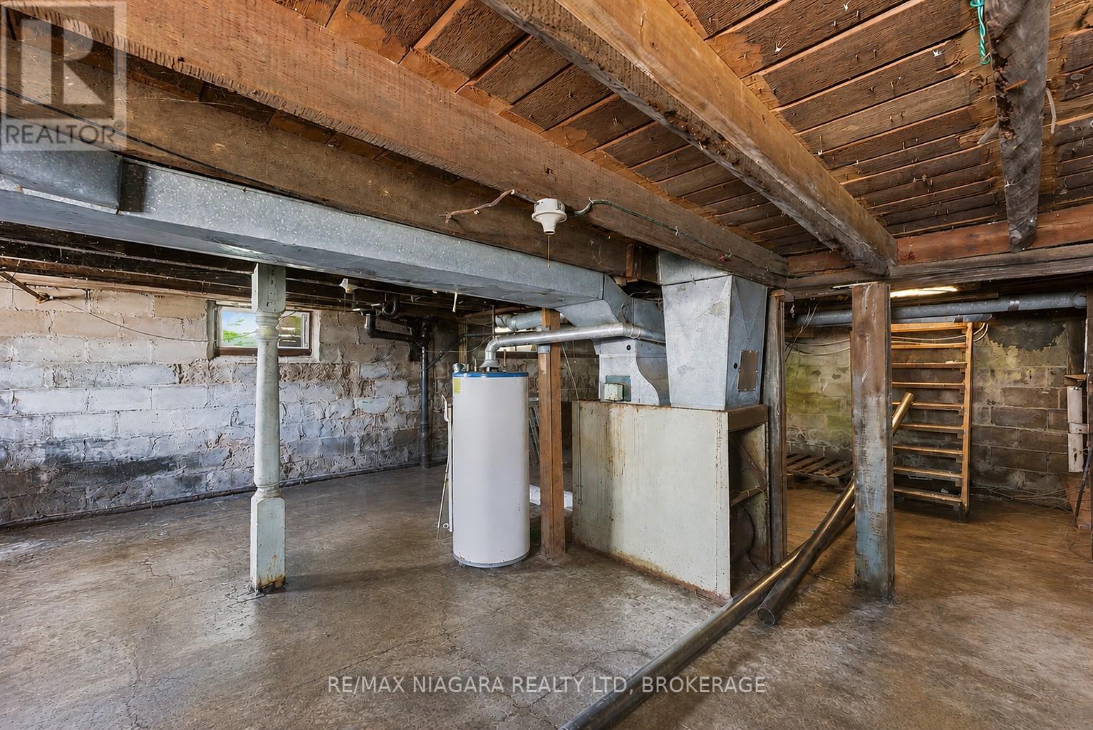 6043 Main Street, Niagara Falls, Ontario  L2G 6A1 - Photo 37 - X13446282