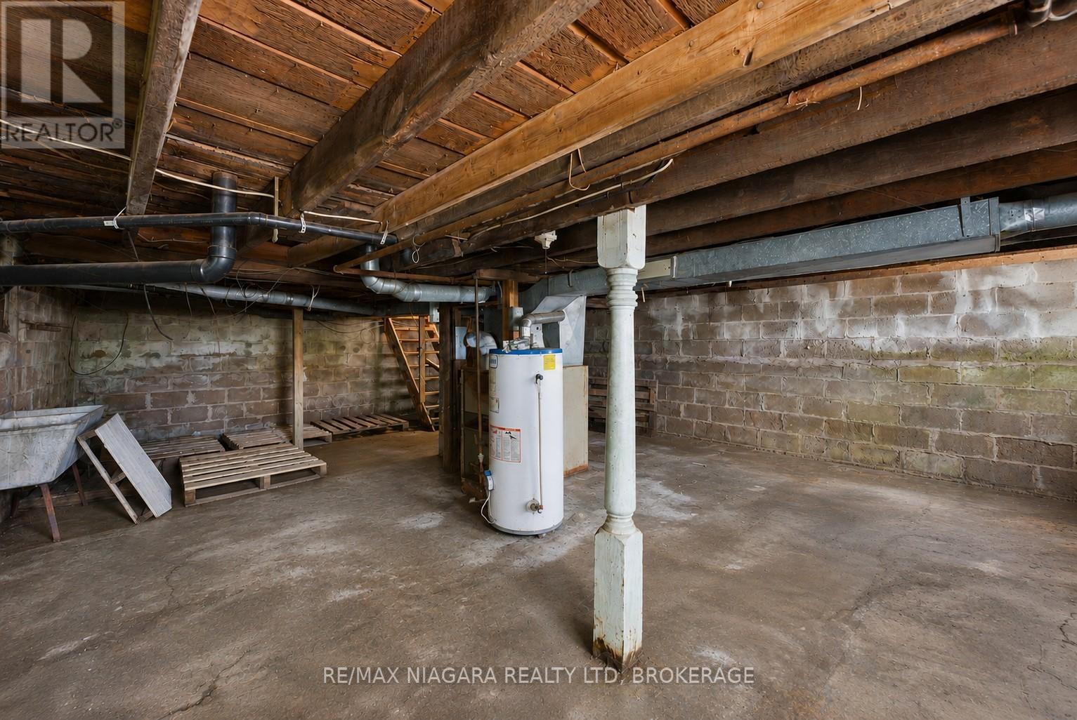 6043 Main Street, Niagara Falls, Ontario  L2G 6A1 - Photo 38 - X13446282